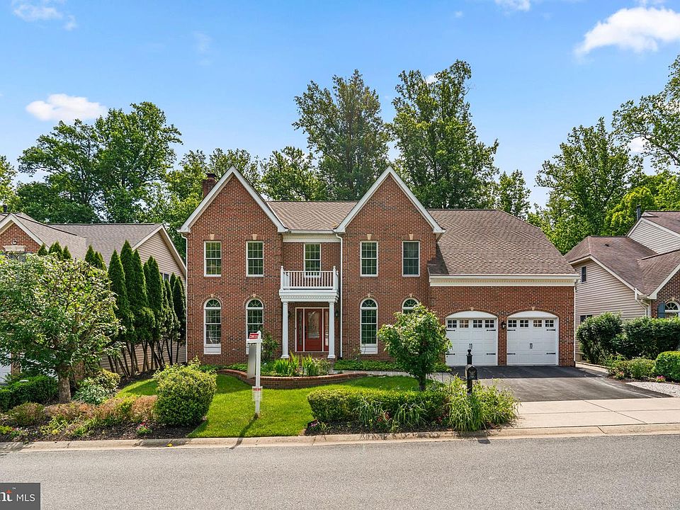 1st image of 7036 River Oak Ct