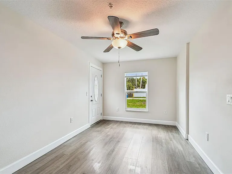 650 E Tarpon Ave #C1 — Photo 26