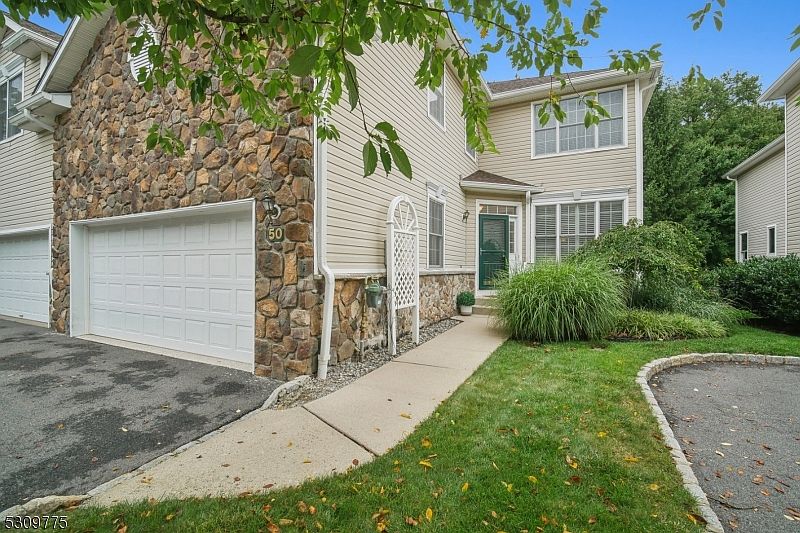 1st image of 50 Oconnor Cir