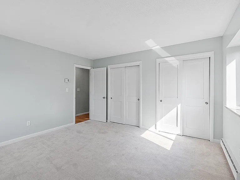 29 Custer St #201 — Photo 10