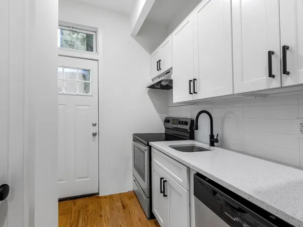 259 Fourth Avenue image 1 of 6