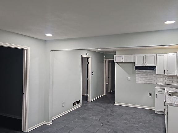 2nd image of 2207 Curry Ave