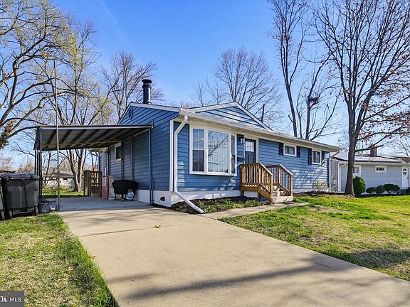 2nd image of 1250 Roundtop Rd