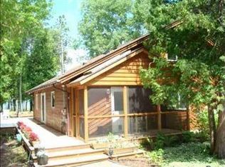 4633 Lake Shore Dr, Charlevoix, MI 49720