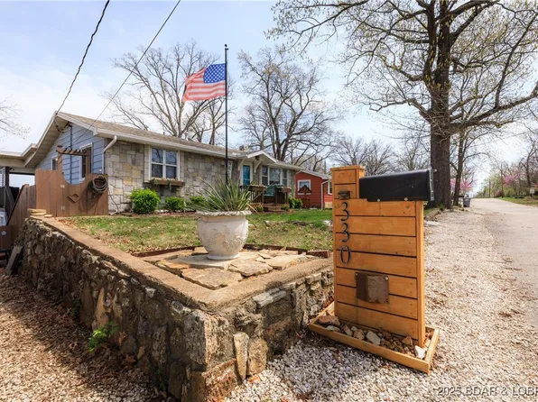 330 Ballenger Dr, Lake Ozark, MO 65049