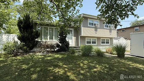 56 Grace Dr Photo 1 56 Grace Dr Photo 1
