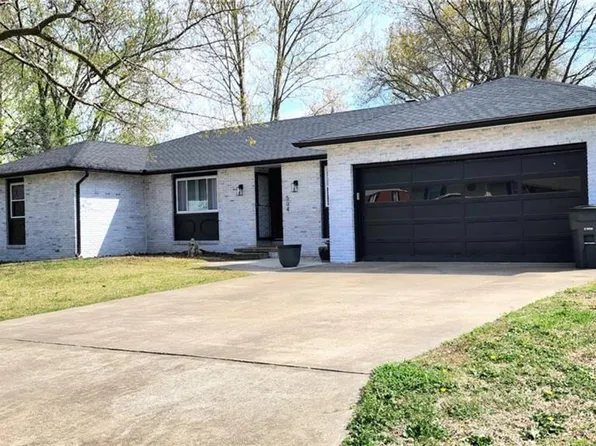 504 Norris Dr, Pittsburg, KS 66762