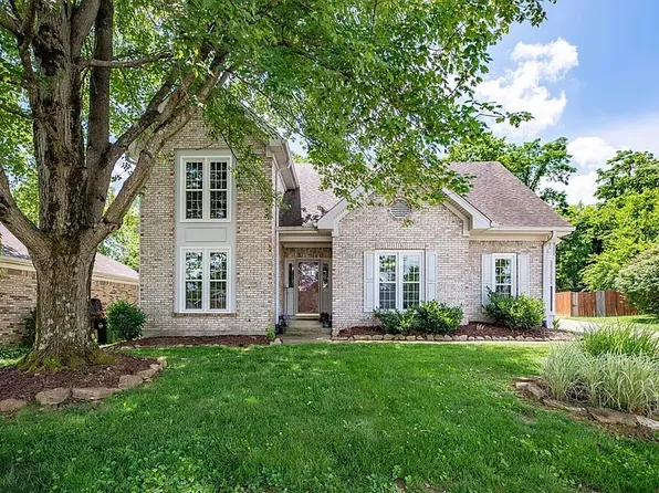 3904 Vantage Pl, Jeffersontown, KY 40299