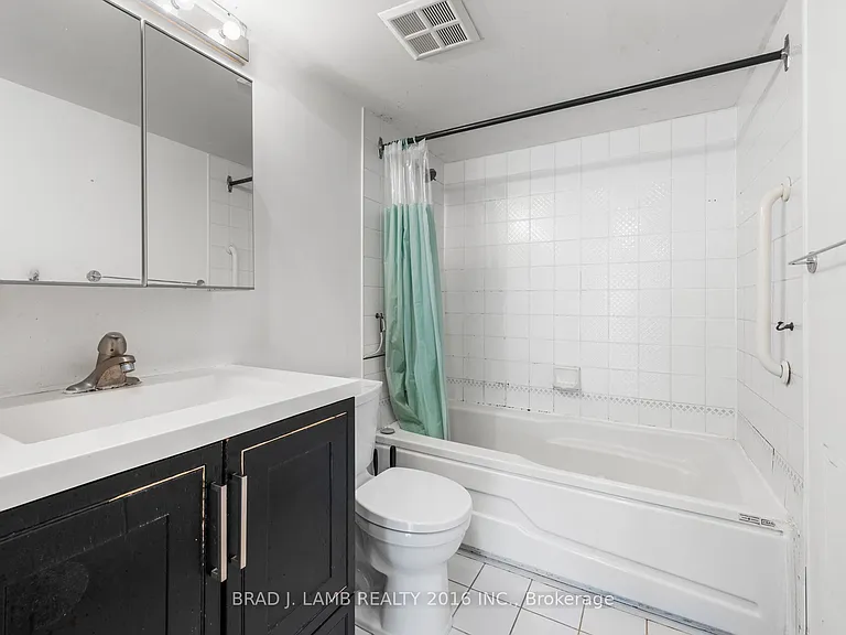 1001 Bay St #2709 — Photo 22