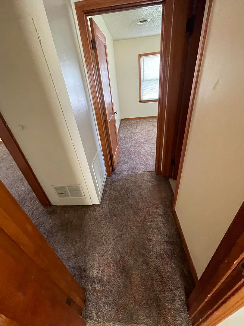 2501-2503 Paseo — Photo 3