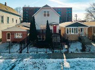 3723 W McLean Ave, Chicago, IL