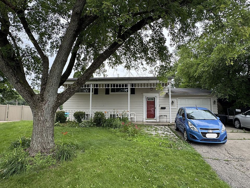 1st image of 15 Curtmar Ct