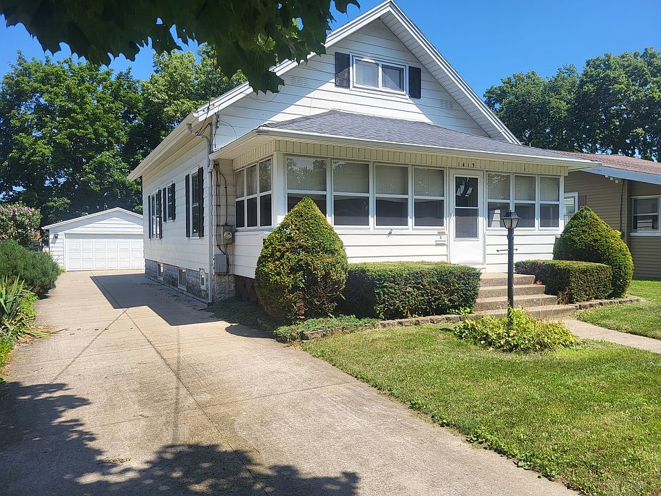 1st image of 1415 W 1st St