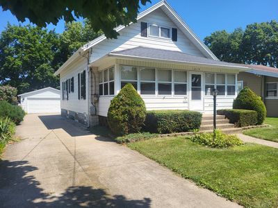 1415 W 1st St, Dixon, IL, 61021