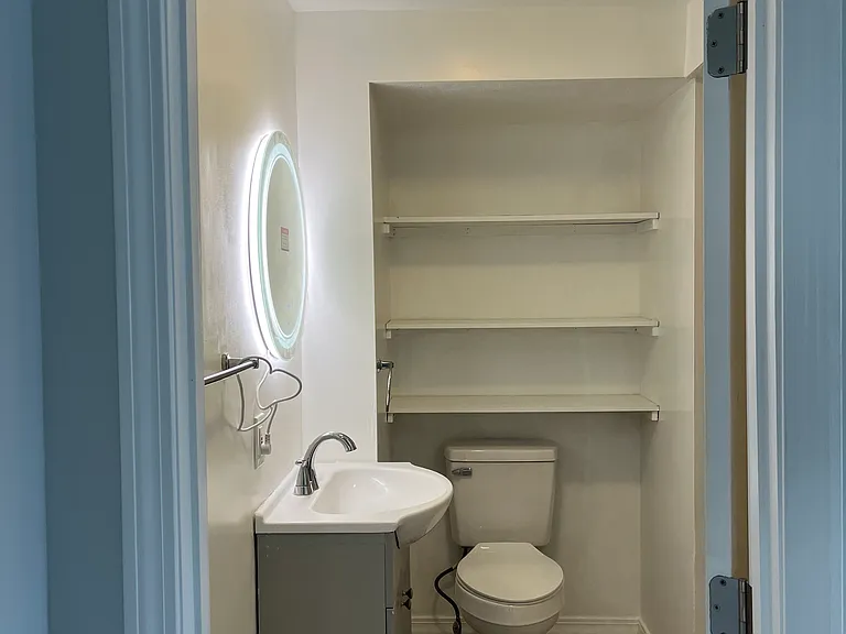 10 Holly Ave #1 — Photo 10
