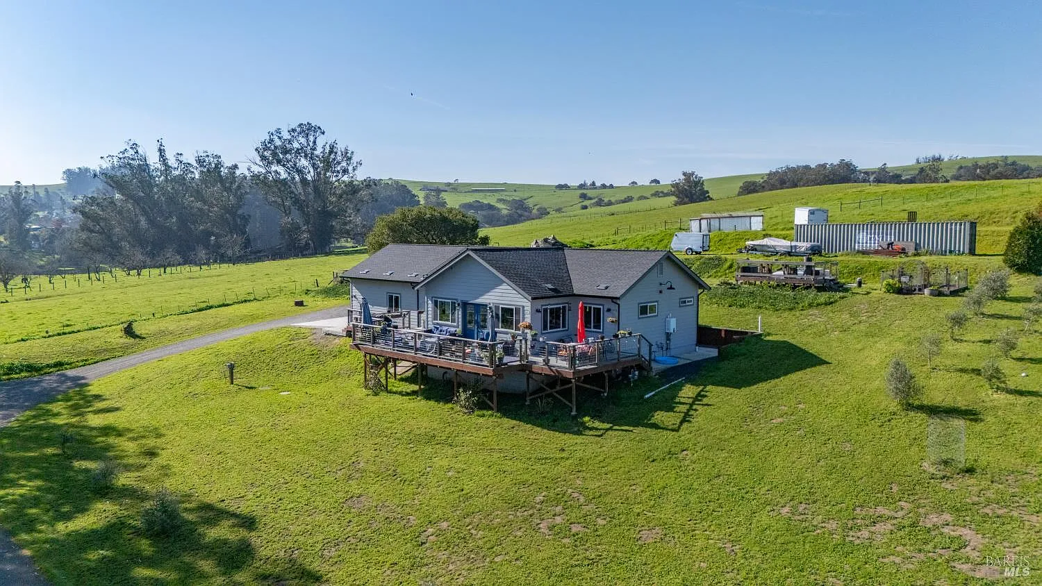 268 Eucalyptus Road - 2bd/2ba, 1,199 sqft - in Petaluma, CA