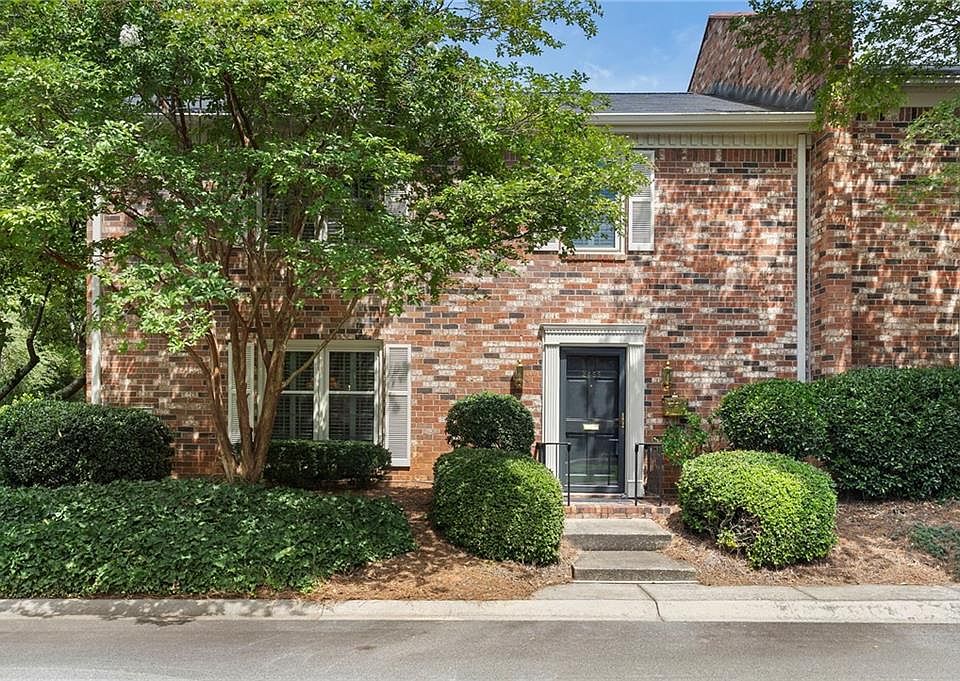 1st image of 2455 Leafgate Rd