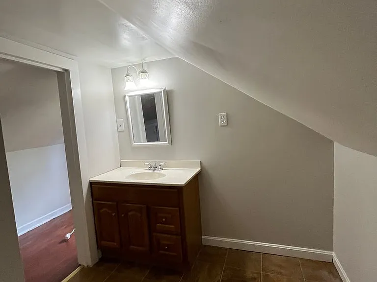 4 Waterworks Rd — Photo 10