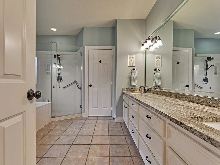 15 Newberry Ct — Photo 22