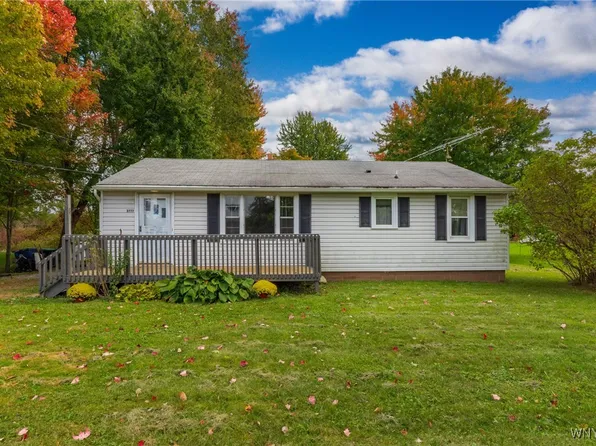 3777 Randall Rd, Ransomville, NY 14131