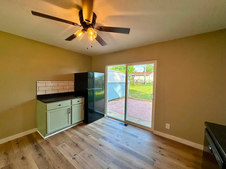 2237 Northridge Ln — Photo 10
