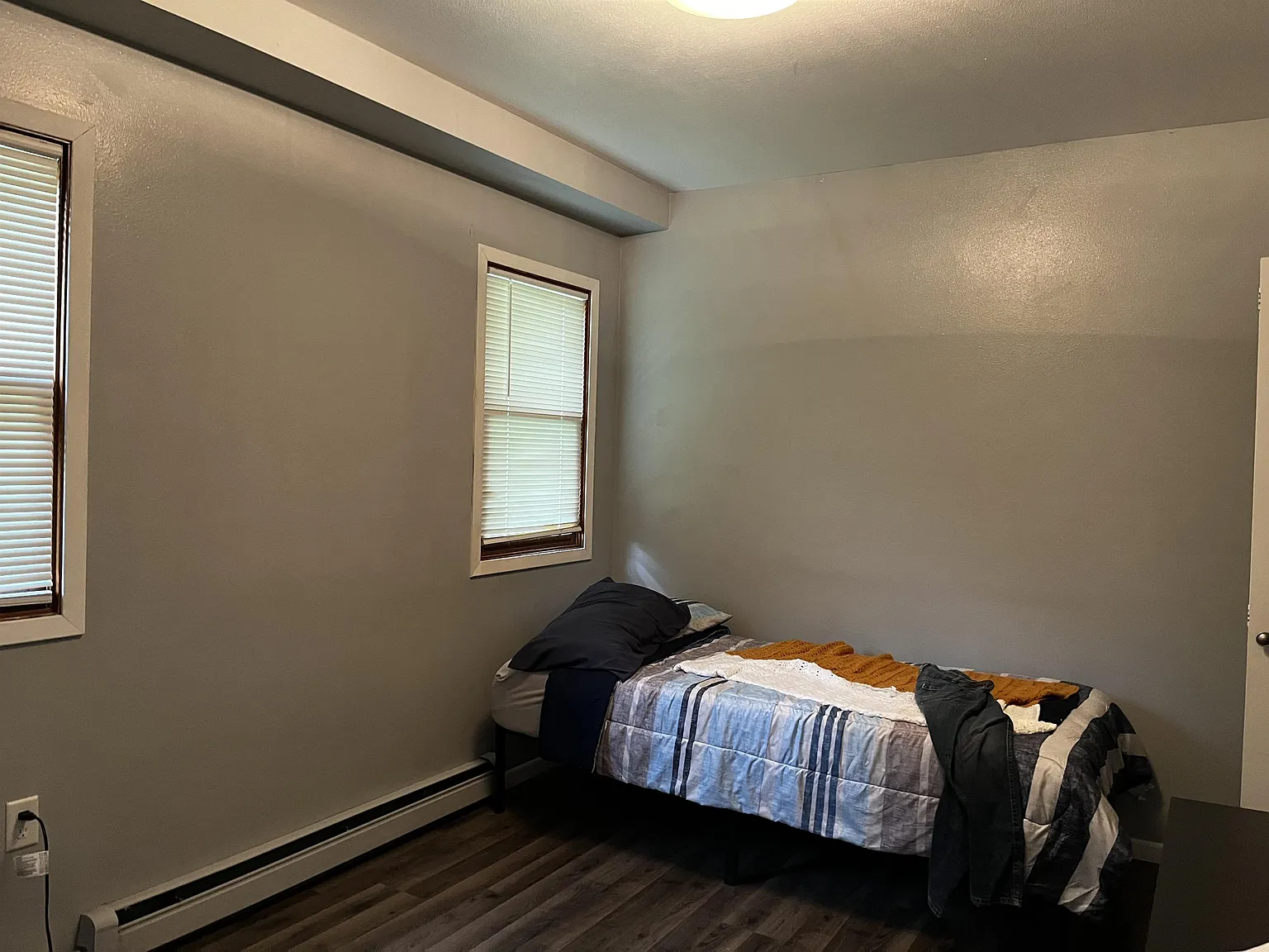 201 E 3rd St - Maple Manor Apts - 3 — Photo 2