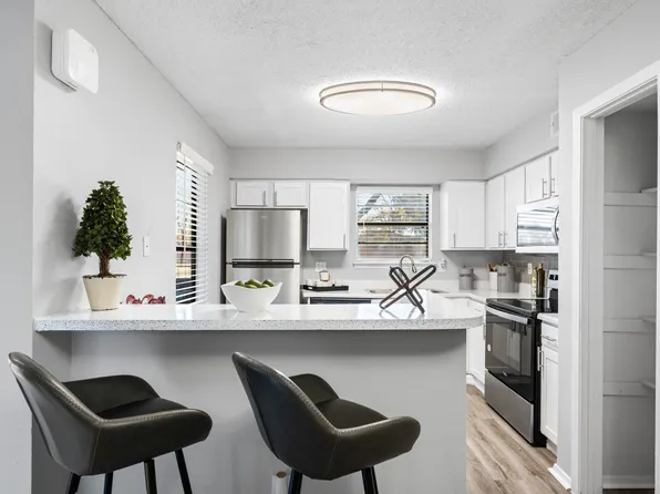 18Eleven Frankford, 1811 E Frankford Rd #1008, Carrollton, TX 75007