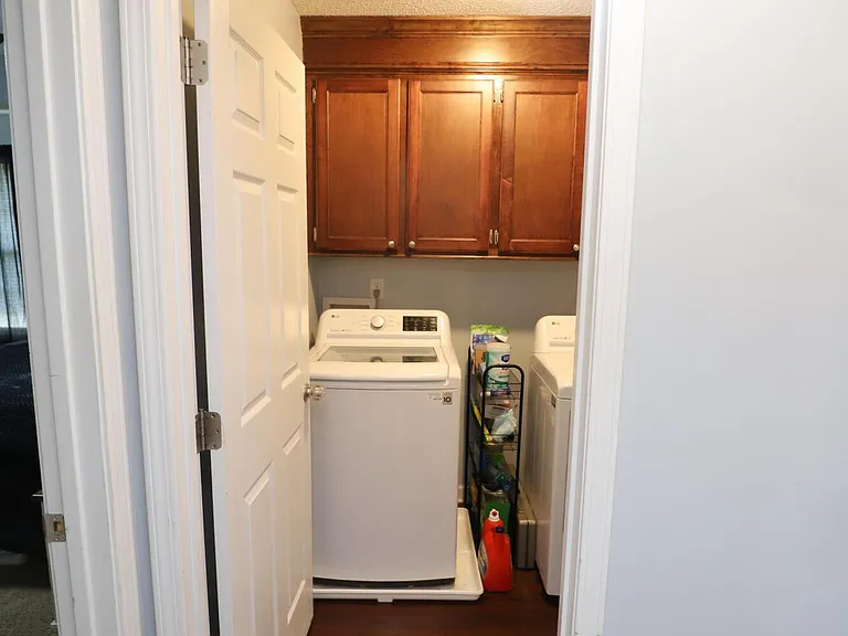 4370 Excursion Dr — Photo 43