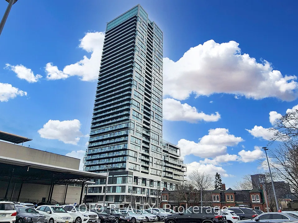5 Defries St #1504