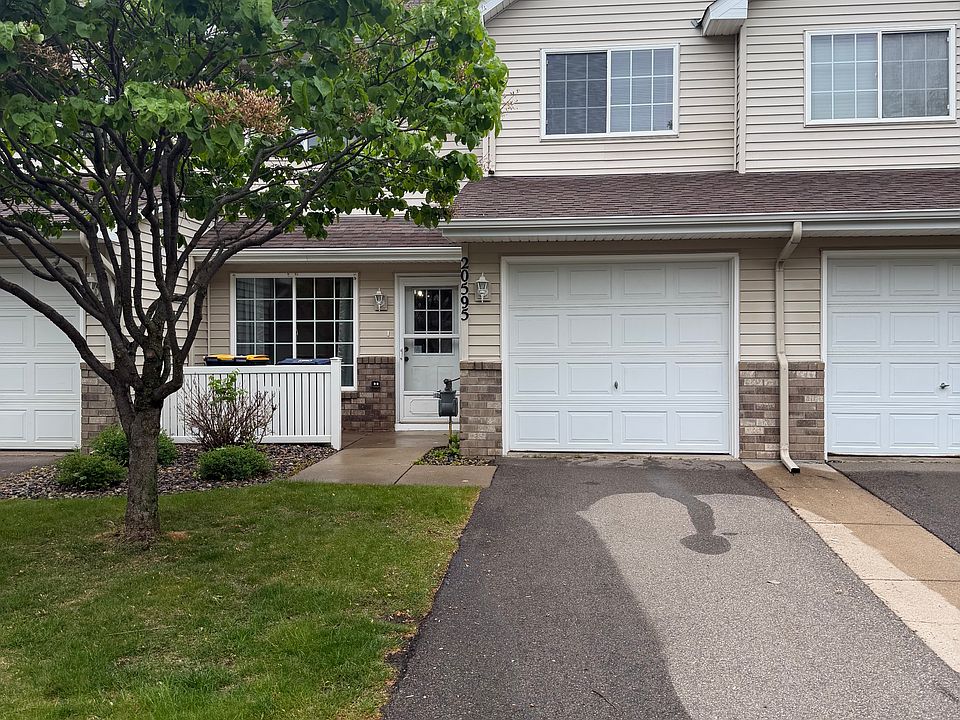 1st image of 20595 Abbey Ln