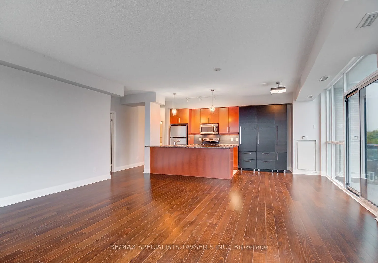 Northshore Condos — Photo 4