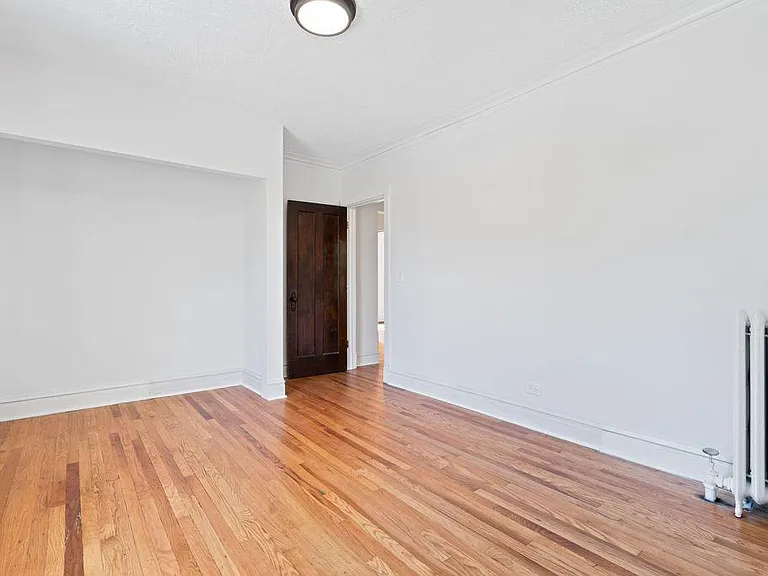 2909 W Grace St #2 — Photo 8