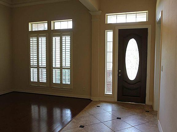 5th image of 1915 Cambria Ln