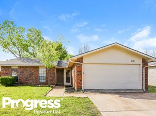 4141 Yellowleaf Dr, Fort Worth, TX 76133
