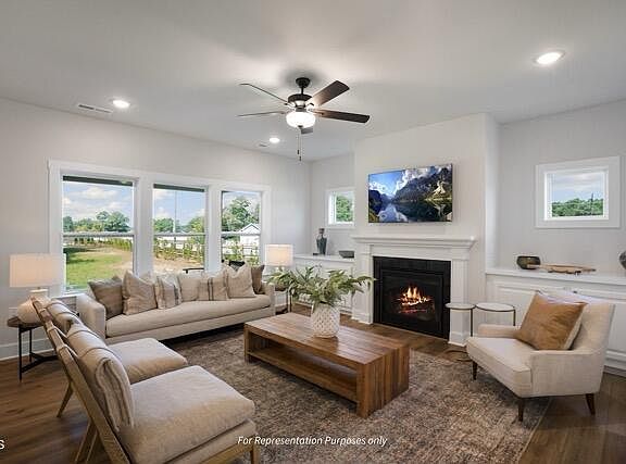 7th image of this home