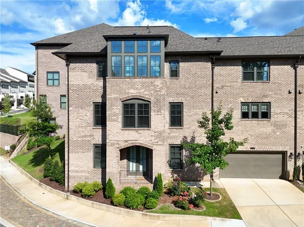 6731 Prelude Dr, Sandy Springs, GA 30328