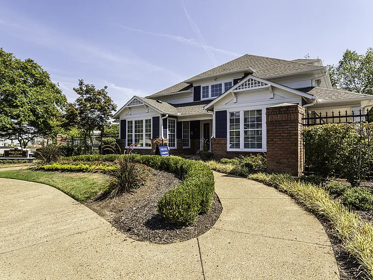 Park Place at Shelby Farms — Photo 46
