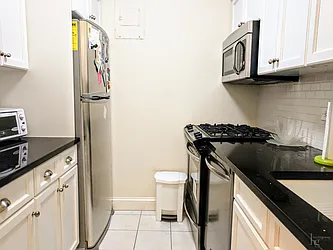 Rented by Hecht Group