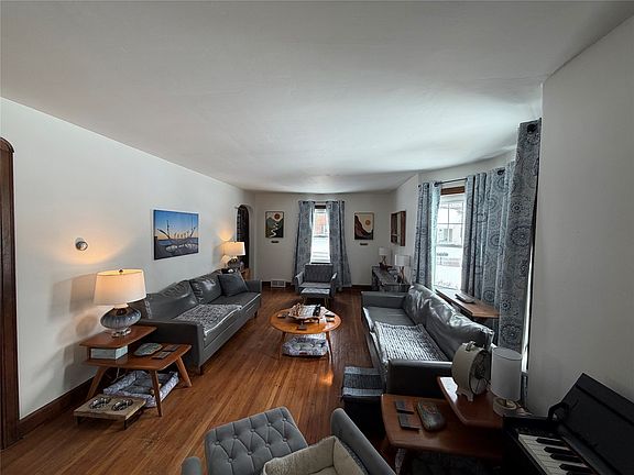 5th image of 2804 Wellington Rd