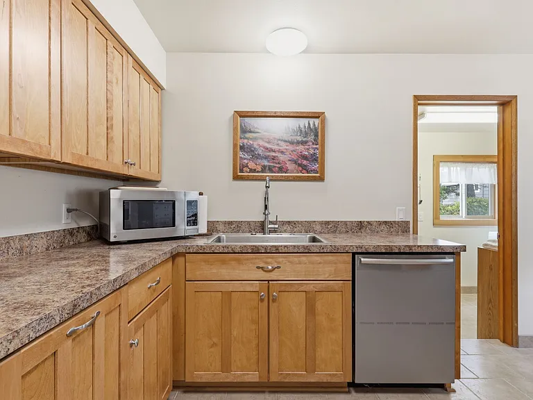 36 Manzanita Ave #36 — Photo 18
