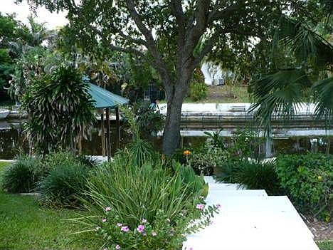 1st image of 9486 Palm Island Cir