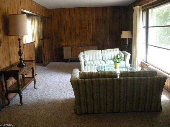 3rd image of 4949 Karen Isle Dr