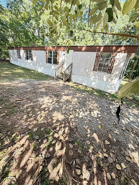 1035 Candb Dr