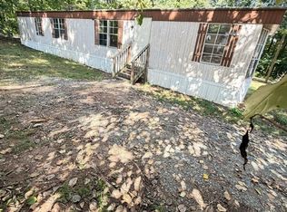 1035 Candb Dr, Walnut Cove, NC 27052
