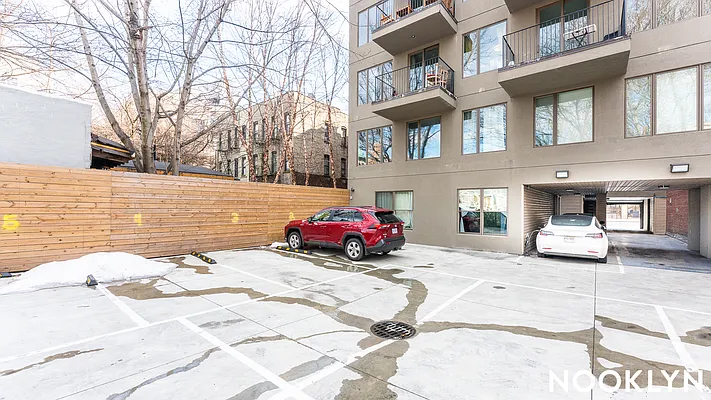 Rented by Nooklyn NYC LLC | media 11