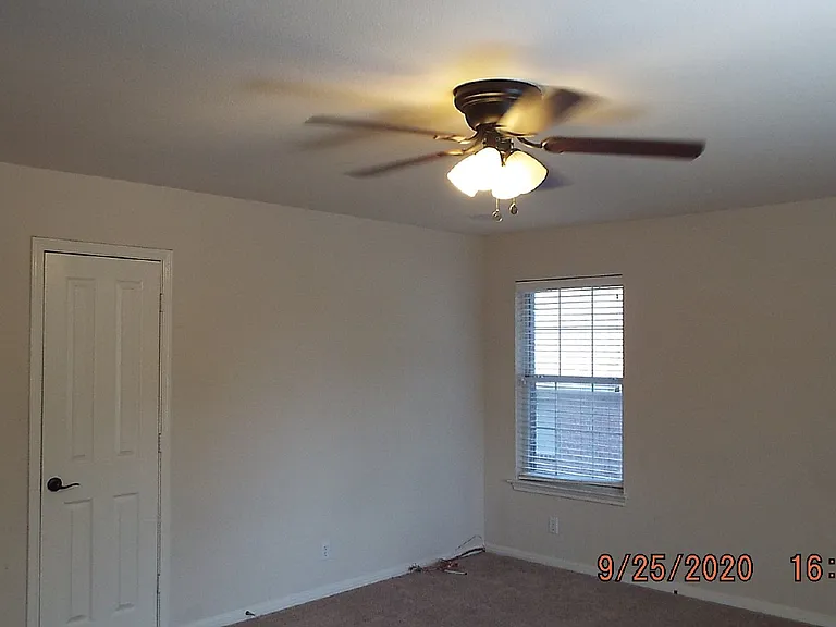 204 Cinnabar Trl — Photo 30