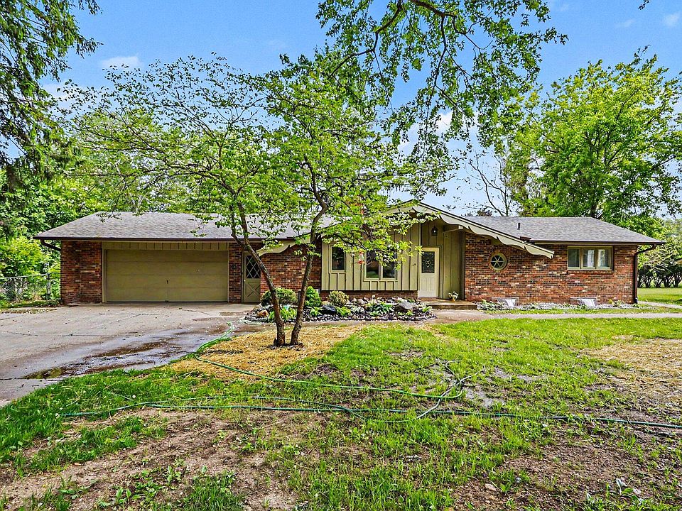 1st image of 4753 Kimber Ln