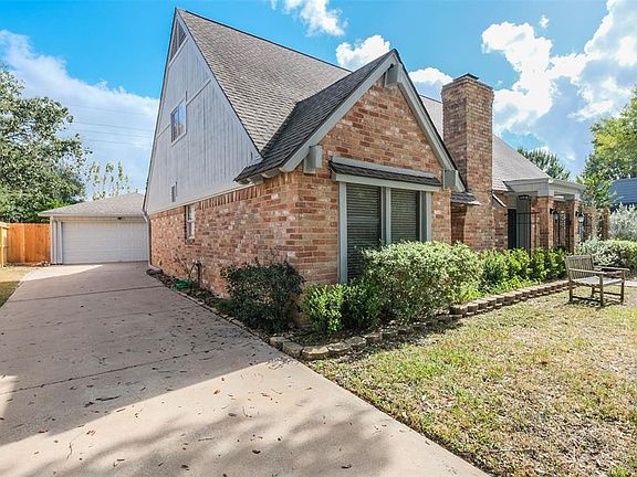 5th image of 1011 Kempsford Dr
