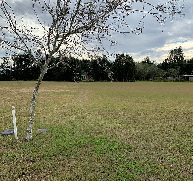 1st image of Resaca Vista Dr