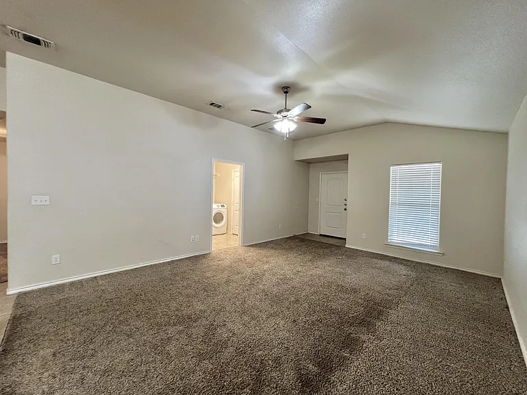 7415 103rd St — Photo 16